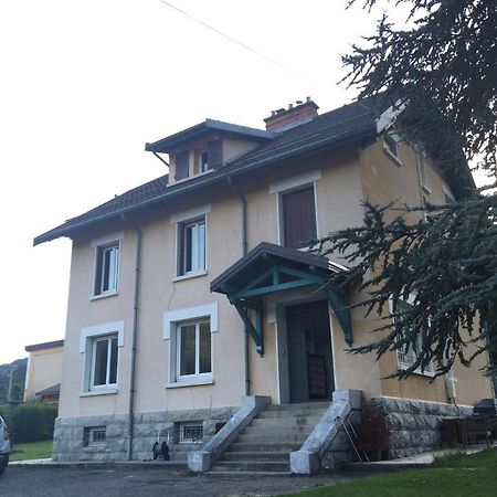 Bed and Breakfast Refuges Sous Les Toits Bourg-Saint-Maurice Exterior foto