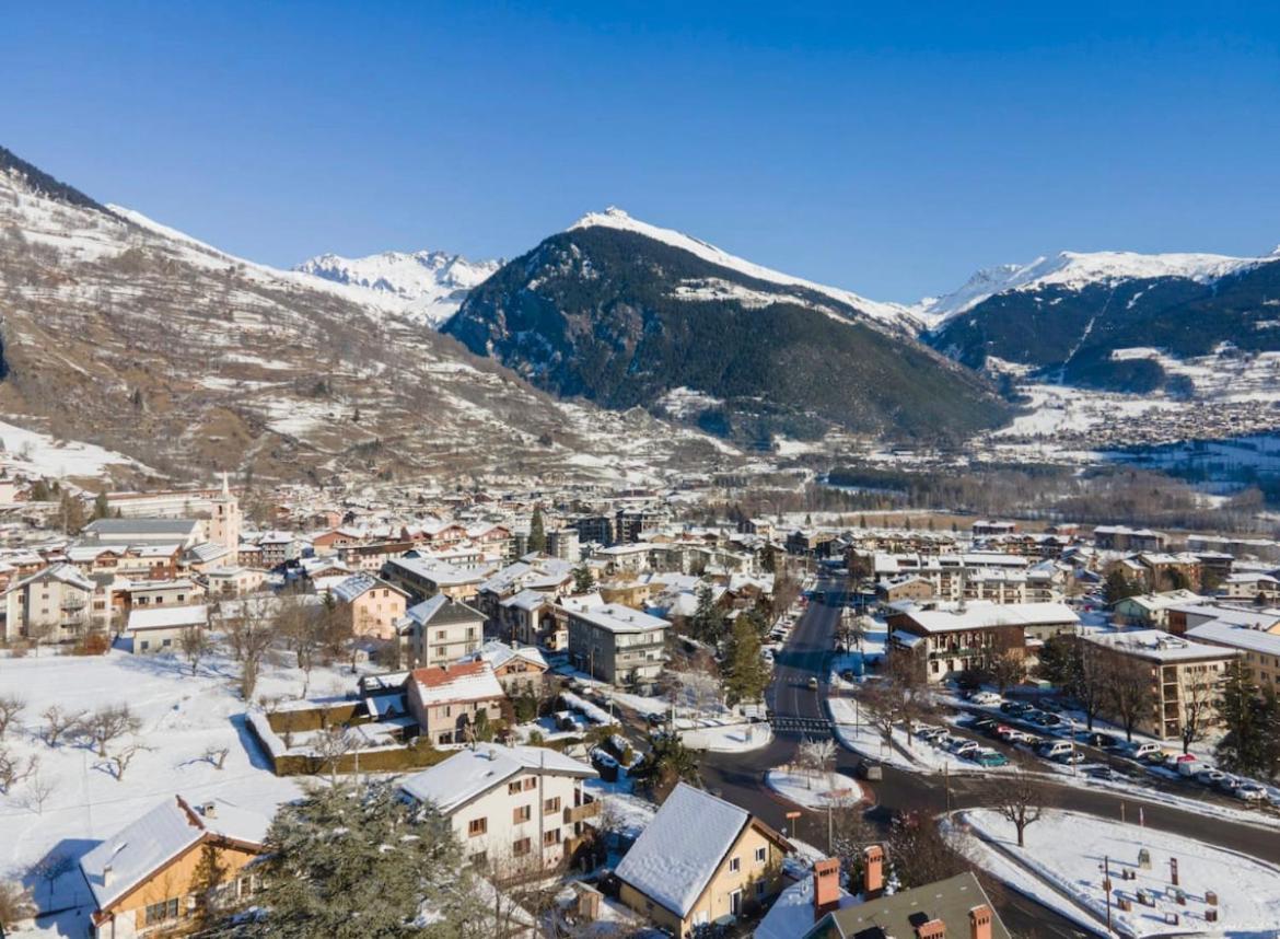 Bed and Breakfast Refuges Sous Les Toits Bourg-Saint-Maurice Exterior foto