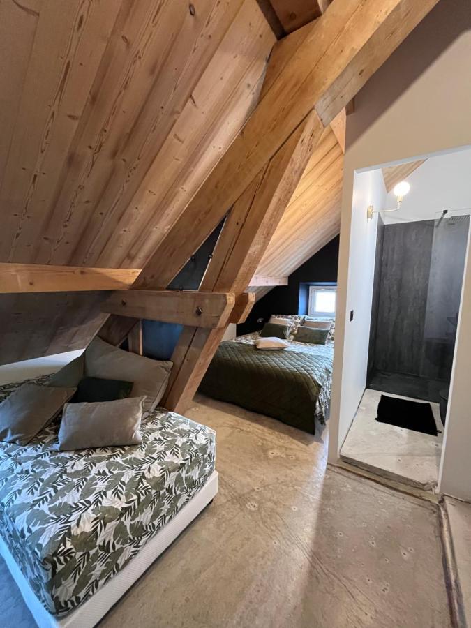 Bed and Breakfast Refuges Sous Les Toits Bourg-Saint-Maurice Exterior foto