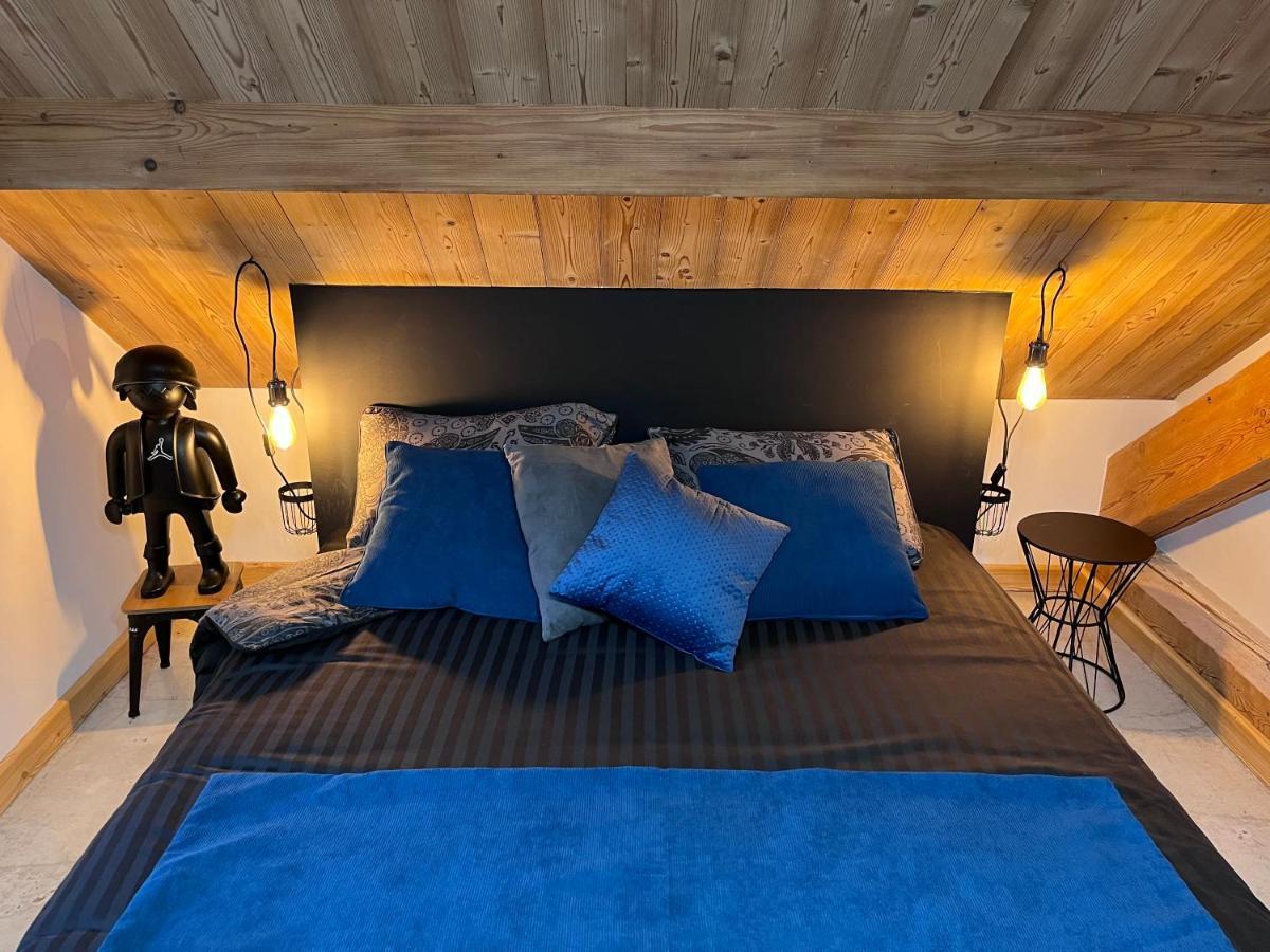 Bed and Breakfast Refuges Sous Les Toits Bourg-Saint-Maurice Exterior foto